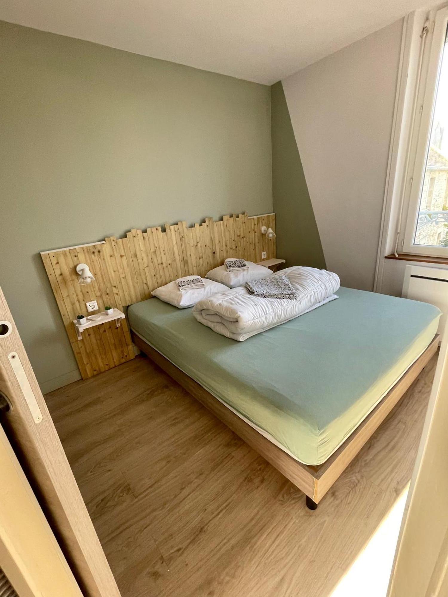 Saint-Aubin-Sur-Mer: Bel Appartement Traversant Екстер'єр фото